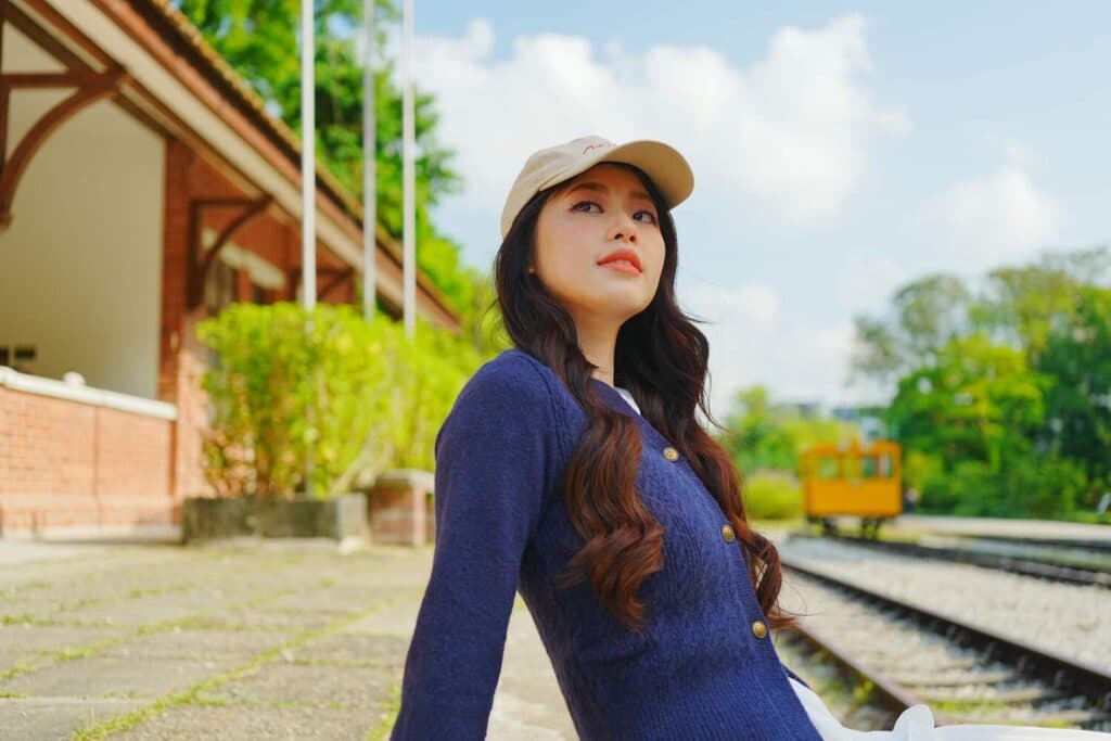 Vivid2 · Sony Asia — frame 1