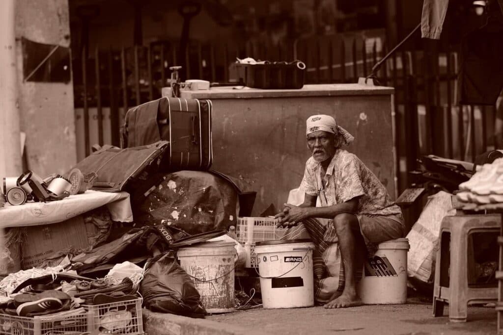 Sepia · Satheeshan Thiyagaraja — frame 1