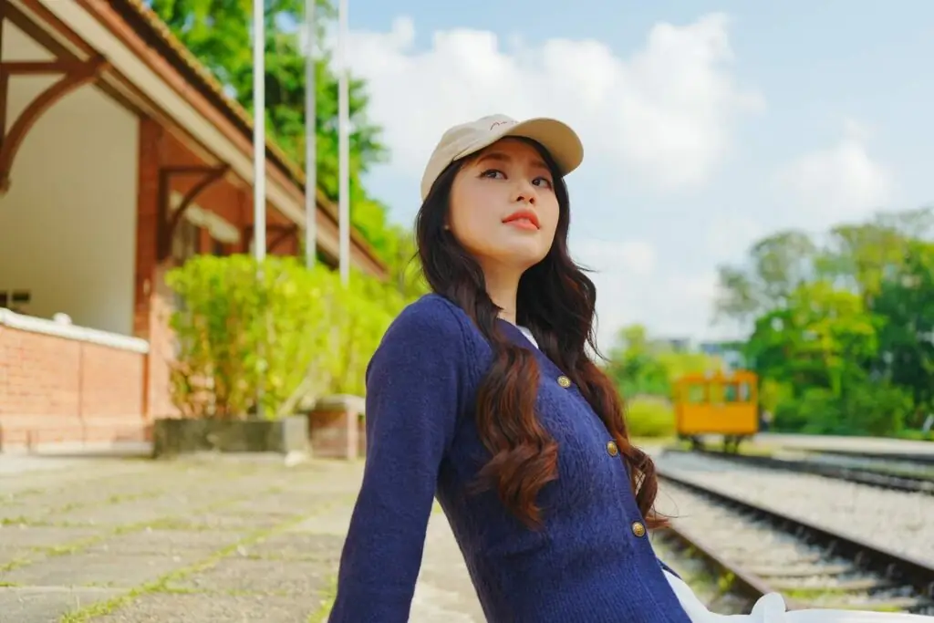 Vivid2 · Sony Asia — frame 1