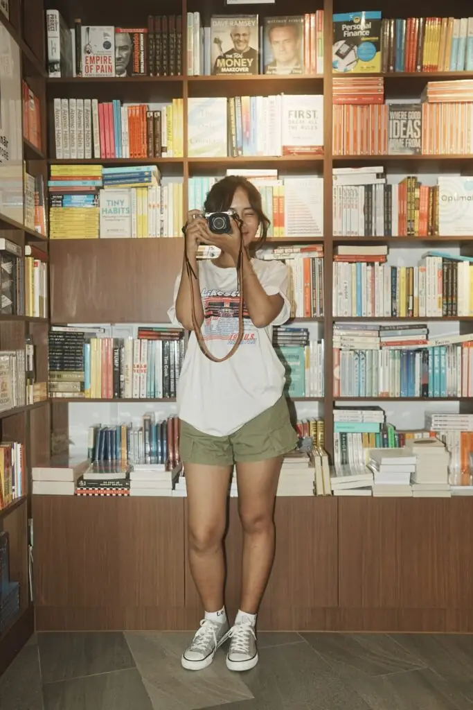 Film Look · jonpoon.jpg — frame 2